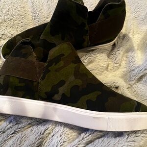New without tags. Steve Madden camo booties. Size 10 women’s.